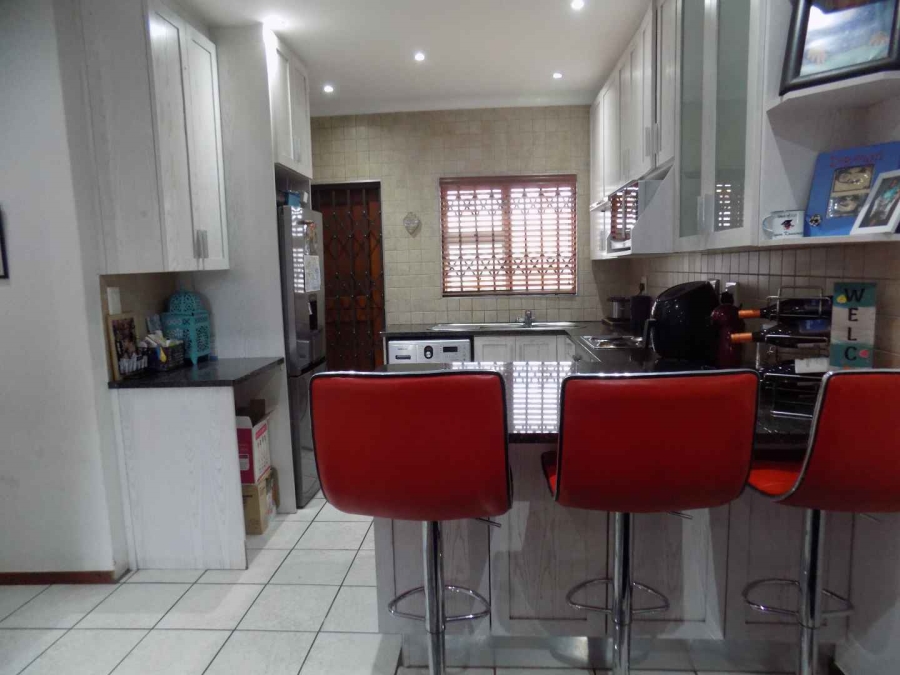 2 Bedroom Property for Sale in Soneike Western Cape